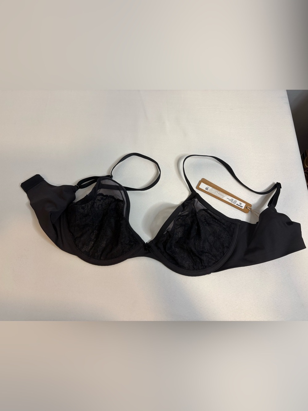 Black Lace skims 32DD NWT